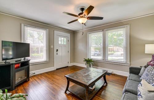 Wesley Heights House | Charlotte Duplex Close to Uptown and Sports