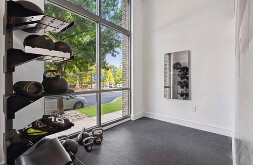 Cherry Apartment | Charlotte’s Cozy Hideaway: 1BR with Pool & Gym