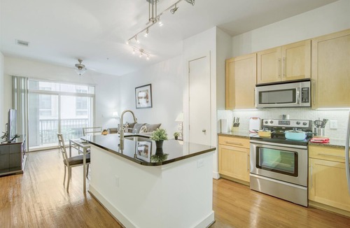 Memorial Apartment | Charming 1-bedroom apartment in pleasant Houston with AC, fitness room