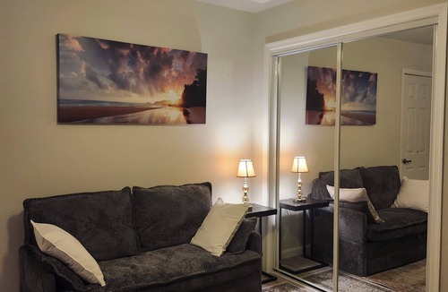 Port Matilda Apartment | Charming 1-bedroom apartment in enchanting Port Matilda with AC