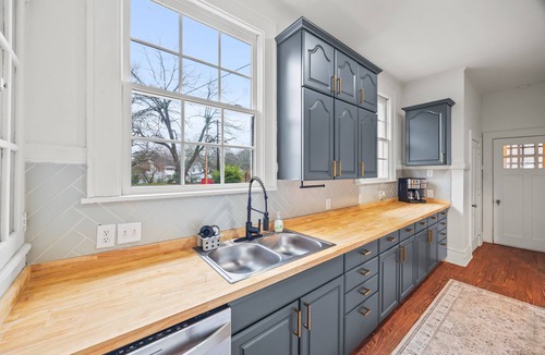 Rock Hill House | Charming 100-Year-Old 4BR - Perfect for Families & Winthrop Visits