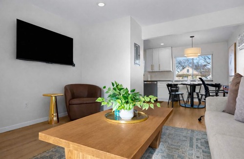 Eastpointe Apartment | Charming 1BR Getaway | Eastpointe