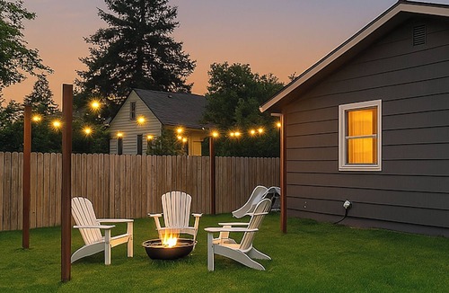 Franklin to the Fort Apartment | Charming 2-Bedroom Guest Suite in the Heart of Missoula