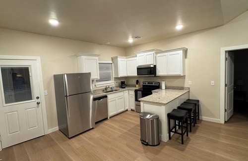 Chickasha House | Charming 2-bedroom house with WiFi, AC in wonderful Chickasha