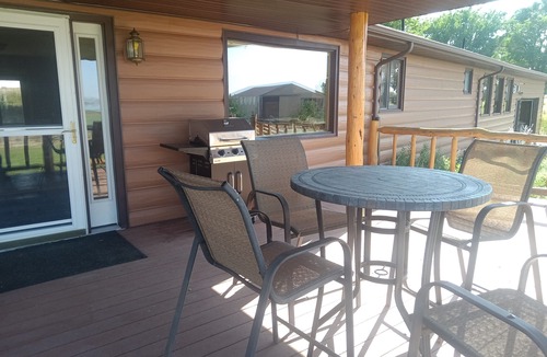 Saint Stephens House | Charming 2-bedroom house with WiFi and AC