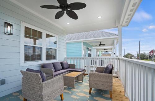 Dickinson House | Charming 2-bedroom house with WiFi, AC in marvelous San Leon