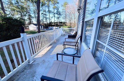 Charlotte House | Charming 2-bedroom townhome in Pineville- Charlotte