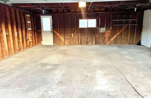 Royal Oak House | Charming 2-bedroom Townhome in Royal Oak with Attached Garage