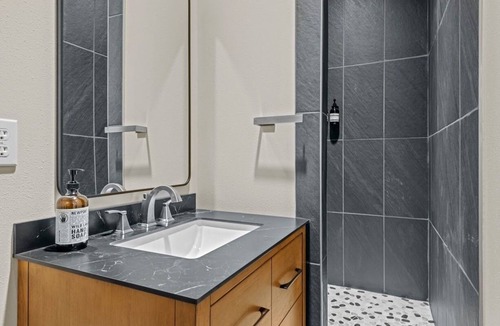 Bartlesville Apartment | Charming 2-bedroom studio with WiFi, AC in the heart of downtown Bartlesville