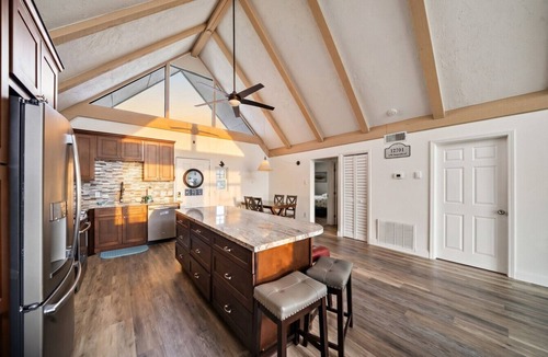 Bermuda Beach House | Charming 2nd Row Home with Ocean Views