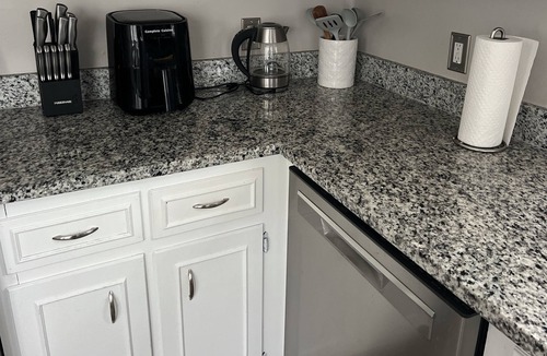 Irmo House | Charming 3 bdr house in Irmo min from Columbia airport, lakes, Columbia downtown