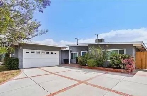 Glendale Apartment | Charming 3 bed/2.5 bath house in Granada hills South