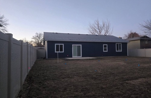 Caldwell House | Charming 3-bedroom house in Caldwell with WiFi and AC.