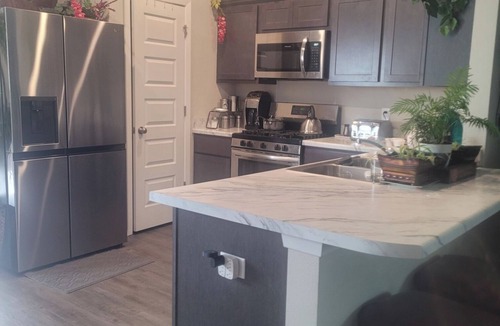 Coweta House | Charming 3-bedroom house with AC and WiFi in Coweta