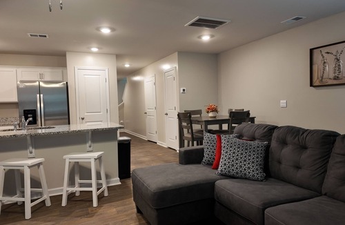 Sumter House | Charming 3-bedroom townhome with WiFi and AC in Sumter