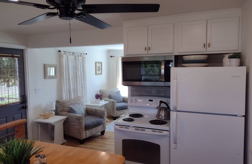 Spokane House | Charming 4-bedroom light and open concept house with in a good area of Spokane