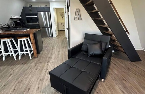 Union City House | Charming A Frame house with WiFi in Union City