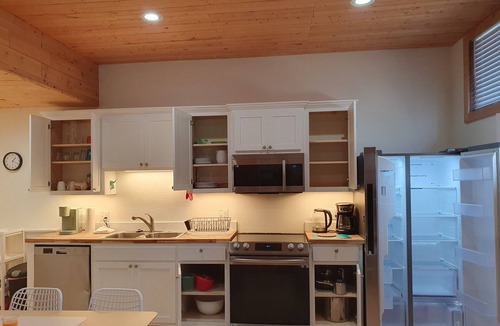 Vian Apartment | Charming apartment on gateway to Lake Tenkiller, Vian, OK