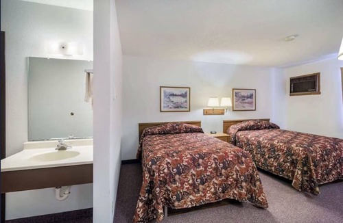 Medora Bed & Breakfast | Charming B&B Actual driving 30 MILES FROM MEDORA AND TEDDY ROOSEVELT PARK