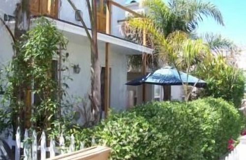 Mission Beach Apartment | Charming Beach One-Bedroom, SEPT. 2-18 DISCOUNT! It's beautiful here now!