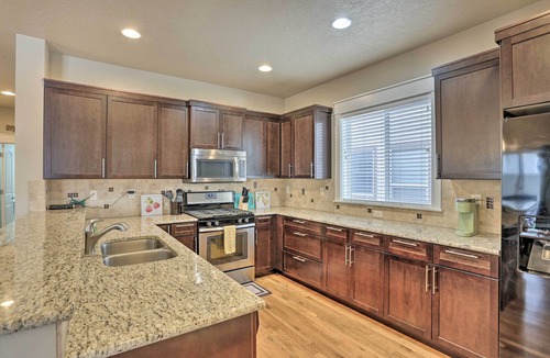 Northwest Boise City House | Charming Boise Home ~ 8 Mi to Downtown!