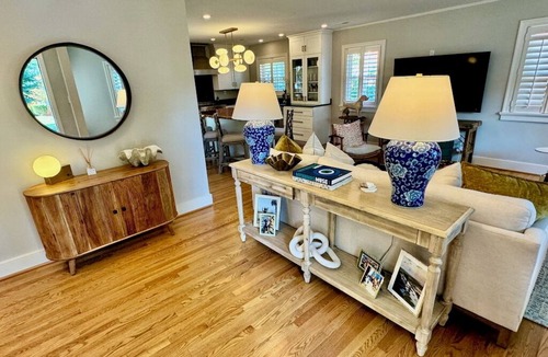 Richmond House | Charming Byrd Park 2 King BR/2 Bath, walk to Carytown!