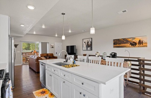 Cheyenne House | Charming Downtown Townhome in Cheyenne with WiFi & Central AC!