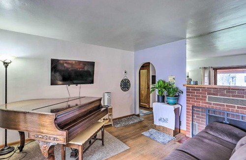 Elyria House | Charming Elyria Home By Hiking Trail and Lake!