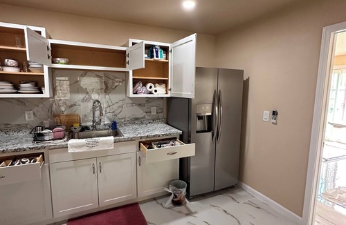 Briarforest Apartment | Charming guest house just built in delightful se Houston AC internet included