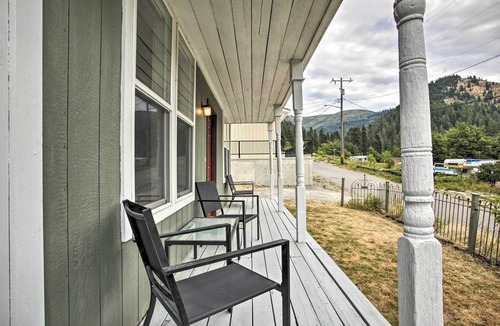 Mullan House | Charming haven - Walk to Town< 8 miles to skiing!