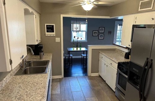 Hillcrest House | Charming Hillcrest Dollhouse