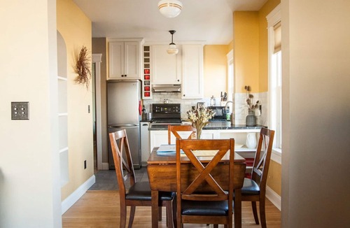 Riverfront Condo | Charming & Historic Babs Condo- On Hip Strip & Walking Distance to Downtown!