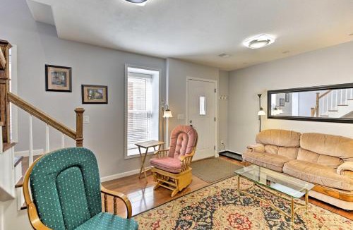 Laramie Apartment | Charming Historic Condo - Walk to Downtown and UW