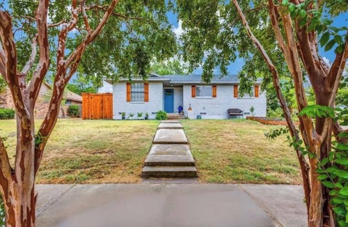 Frisco House | Charming Home in Downtown frisco