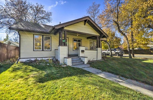 Central - Terry House | Charming Montana Home with Grill 6 Mi to Lake Elmo!