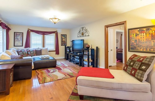 Coeur d'Alene House | Charming Retreat Nestled in Downtown Coeur D' Alene with a Sports Cellar