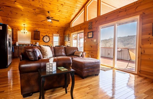 Draper House | Charming riverside with stunning views, cozy interiors, full amenities, and spacious decks.