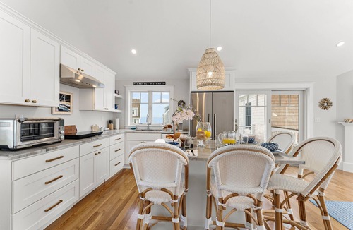 Greenbush House | Charming Scituate Stay - Sleeps 4 - Ocean Views!