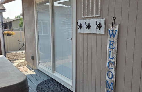 Meridian Apartment | Charming studio in fabulous Meridian, Idaho with WiFi, AC, Private entry.