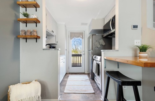 Fourth Ward House | Charming Uptown Charlotte Loft-style townhome with Private Garage!