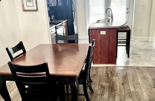 Wesley Heights House | Charming Wesley Heights Townhouse, walk to Panther Stadium, near uptown
