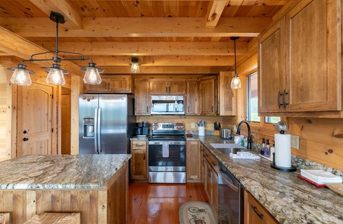 Fleetwood Cabin | Chasing Clouds Cabin - year round views, river access
