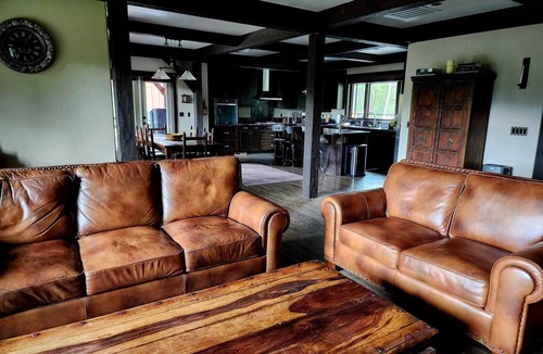 Fortine House | Chateau Fortine 3 bedroom house on secluded 14 acres with spa Book now