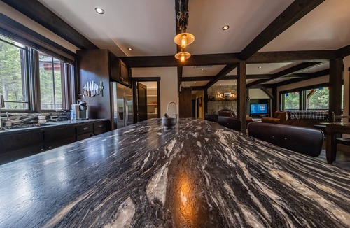 Fortine House | Chateau Fortine – Retreat for 6!