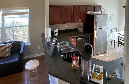 West Columbia House | Cheerful 2-bedroom house with indoor fireplace, few miles way from lake Murry