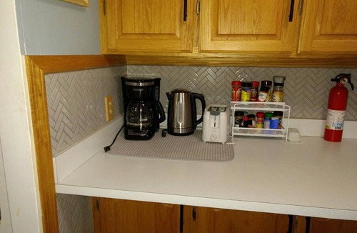 Derrick City House | CHEERFUL 3 BEDROOM HOME IN THE WOODS OF BRADFORD