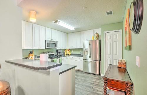 St. Johns House | Cheery Condo w/Community Pool & Waterslide!