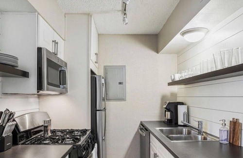 Brentwood Apartment | Chelsea #211 xxxxxxx
