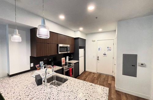 Koreatown Apartment | Chic 1BR Apartment w/Balcony Views, Rooftop Lounge, WiFi + AC DTLA/Koreatown