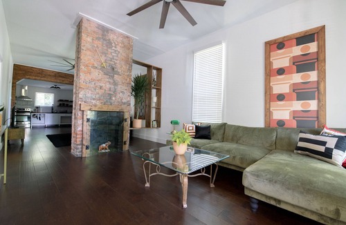 Chestnut Hill House | Chic Charming Private Home - Enjoy a unique Nashville.